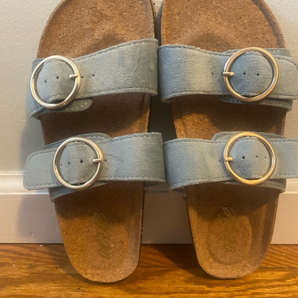 New Aerie sandals women’s size 7 so cute on sale! Brand new! Birkenstock style!